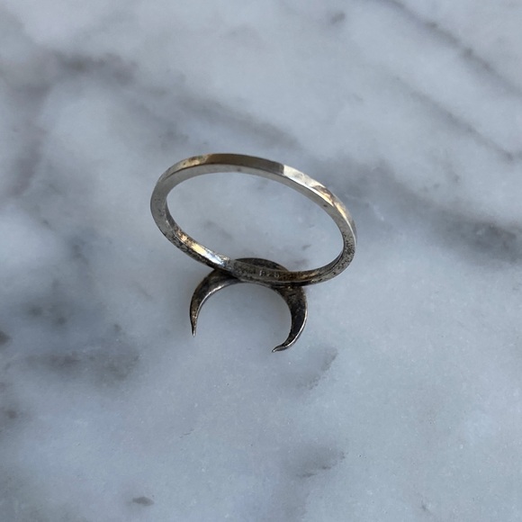 Crescent Moon Sterling Silver Ring with Single Gem - Picture 4 of 6